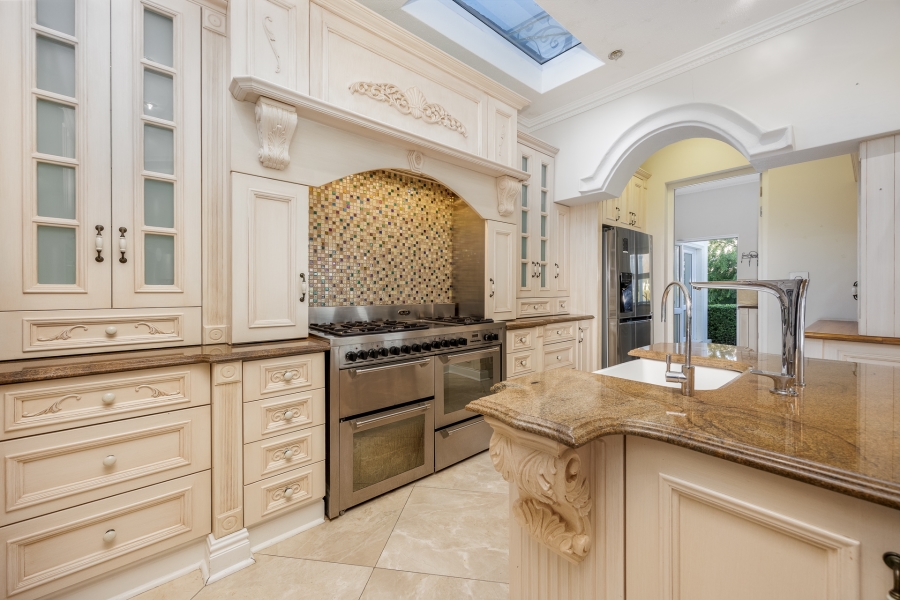 5 Bedroom Property for Sale in Val De Vie Estate Western Cape